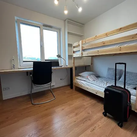 Sloneczny Apartament W Swietnej Lokalizacji 아파트 크라쿠프